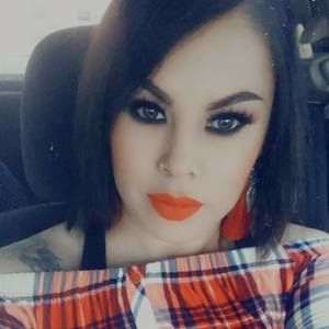 Meet your Posher, Alejandra